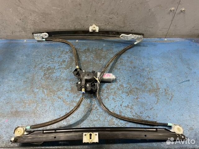 Стеклоподъемник передний правый Chrysler Voyager 4