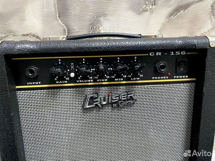 Электрогитара с комбиком Fender Squier