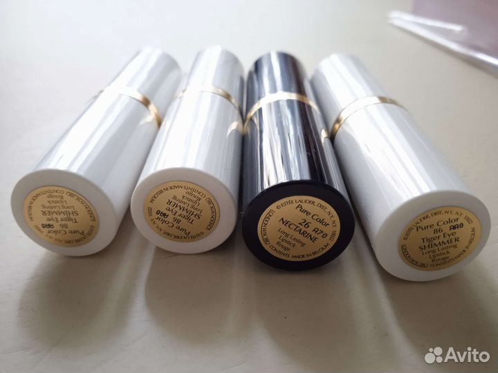 Помада новая esty lauder