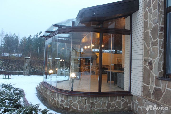 Безрамное остекление террасы