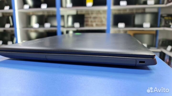 Ноутбук 15.6