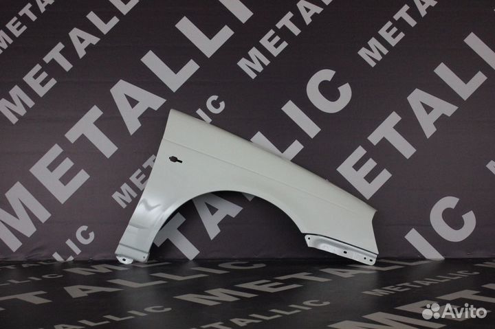 Крыло 2170 перед правое (Белое облако - 240 код)