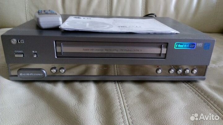 Пишущий, стерео-видеоплеер VHS