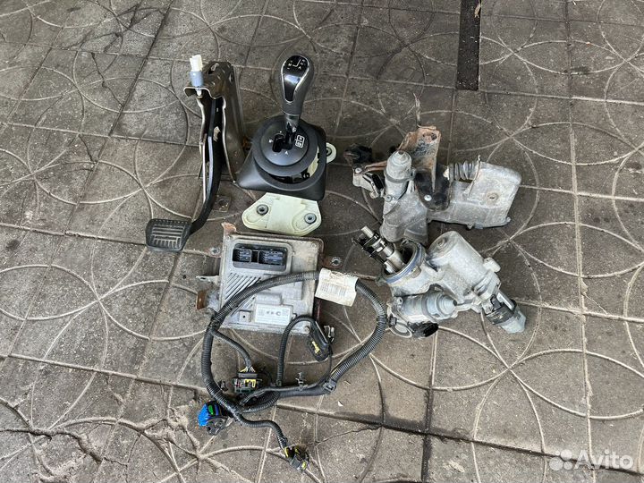 Запчасти для амт Лада