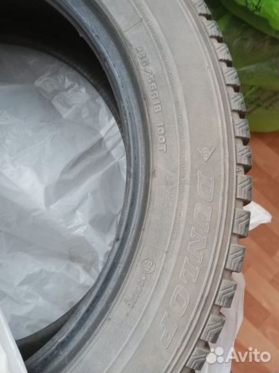 Dunlop SP Winter Ice 01 235/55 R18