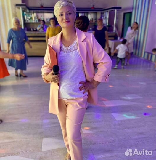 Ведущая, свадебный организатор, украшениефотовидео