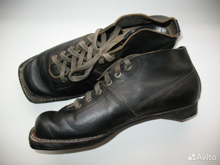 Лыжи с ботинками беговые