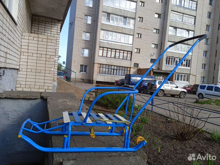 Детские санки с колесами