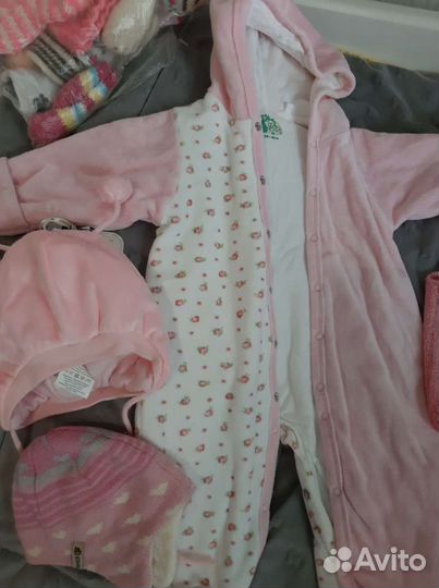 Продаю пакетом вещи на девочку