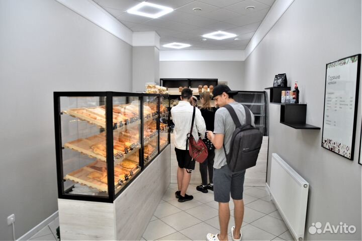 Небольшая прибыльная пекарня (точка продаж)