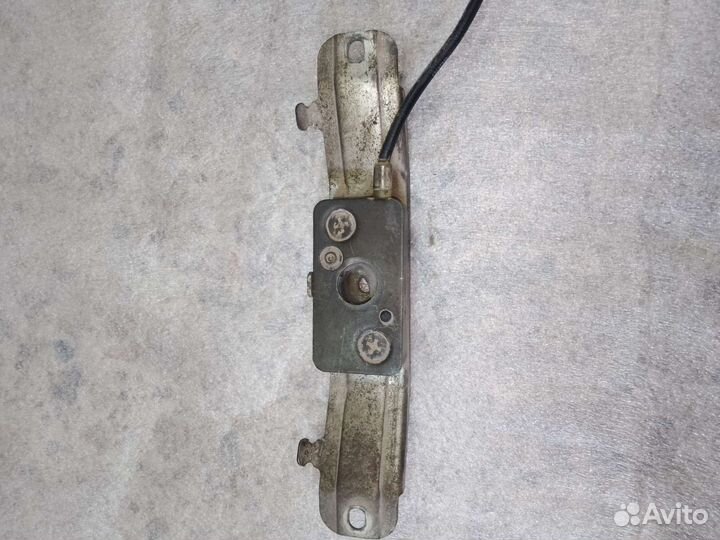 Сузуки gsx-r 250 замок водительского сиденья