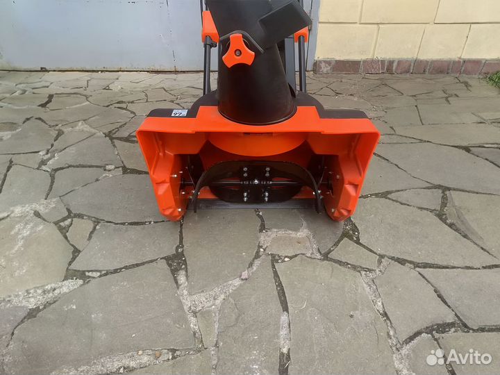 Снегоуборщик carver STE 2346