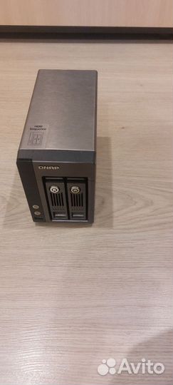Сетевое хранилище qnap TS-219P