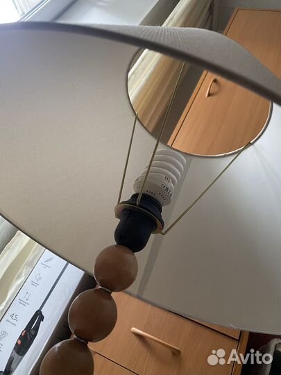 Лампа настольная