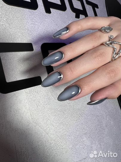 Маникюр педикюр