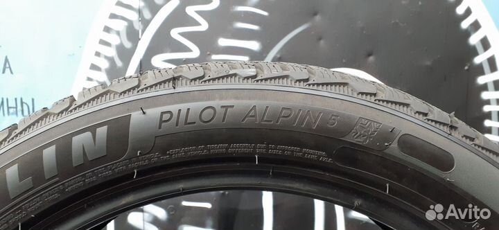 Michelin Pilot Alpin PA5 245/45 R19