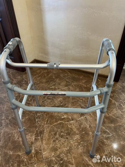 Ходунки для инвалидов