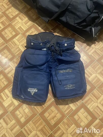 Хоккейная вратарская форма б/у