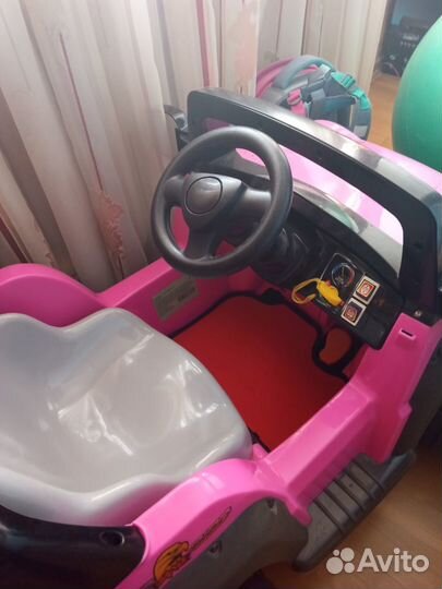 Детский электромобиль