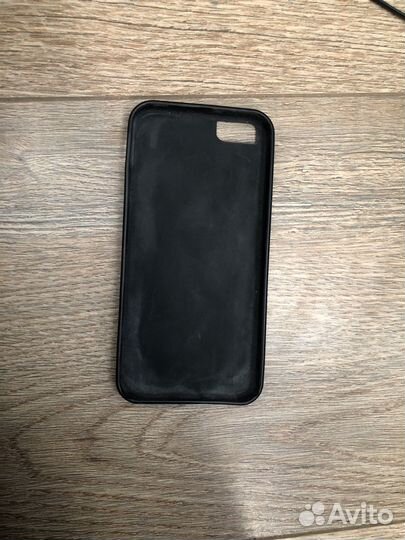 Чехлы для телефонов