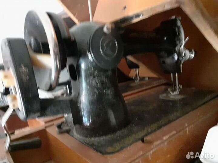 Швейная машина