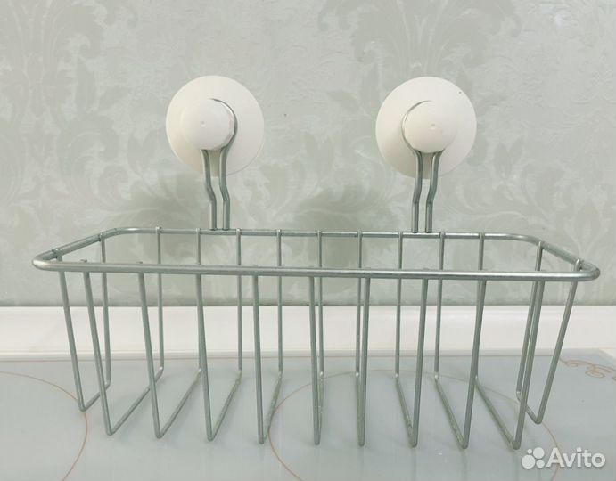 Корзинка на присосках для ванной IKEA