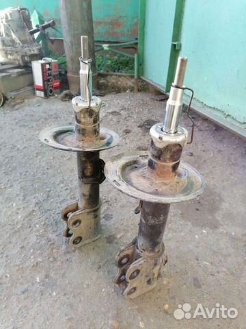 Стойки передними на лифан х 50