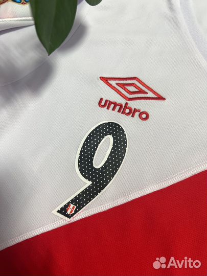 Футболка umbro футбольная