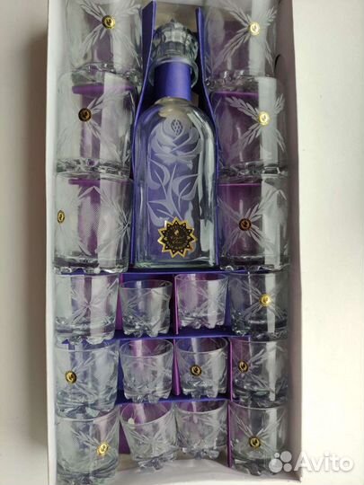 Набор столовой посуды новый