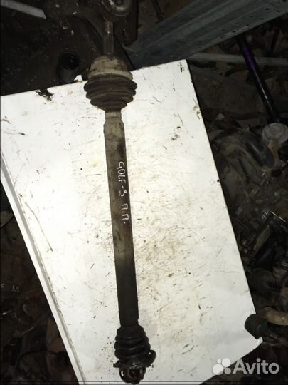 Полуось правая Volkswagen Golf 3
