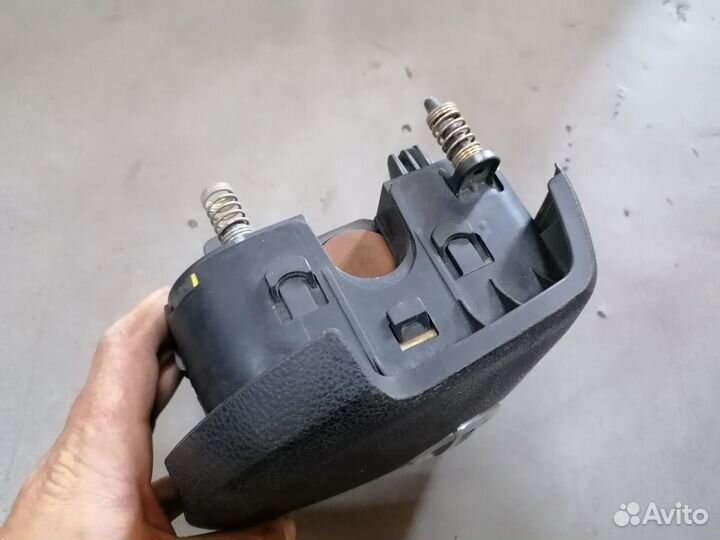 Подушка безопасности в руль Nissan Almera Classic