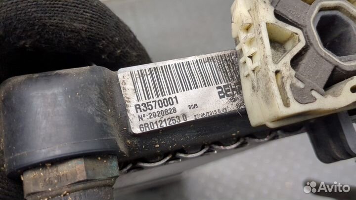 Радиатор охлаждения двигателя Skoda Fabia