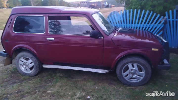 LADA 4x4 (Нива) 1.7 МТ, 2002, 157 000 км
