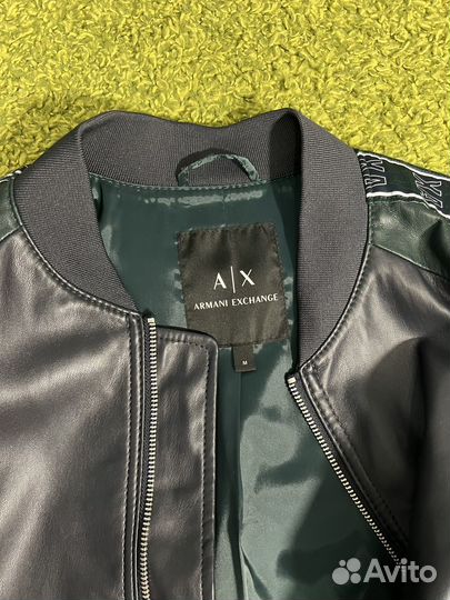 Кожаная куртка armani