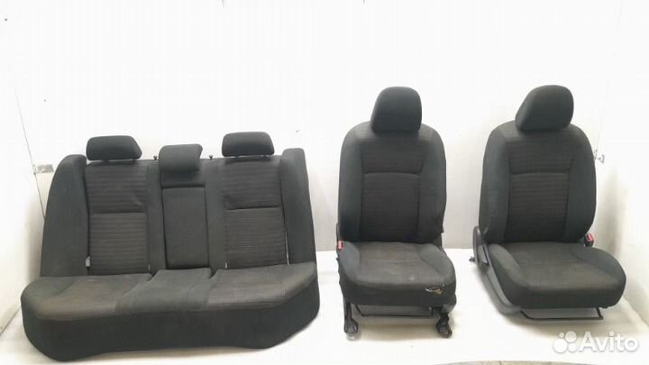 Сиденья комплект Toyota Corolla E150 1zrfe 2007