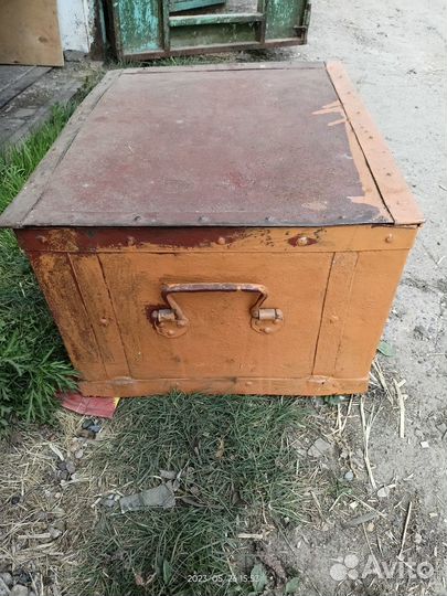 Антикварный сундук