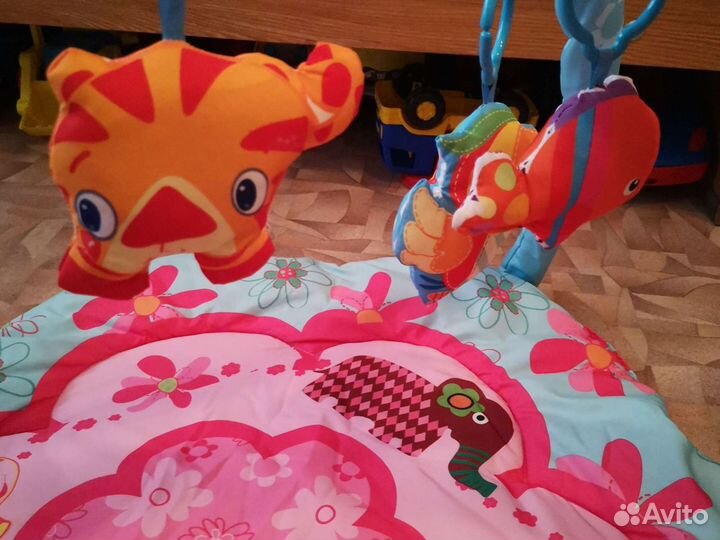 Развивающий коврик