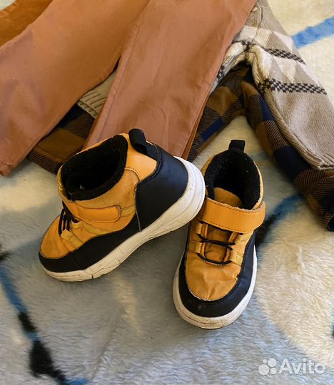 Продам детские вещи