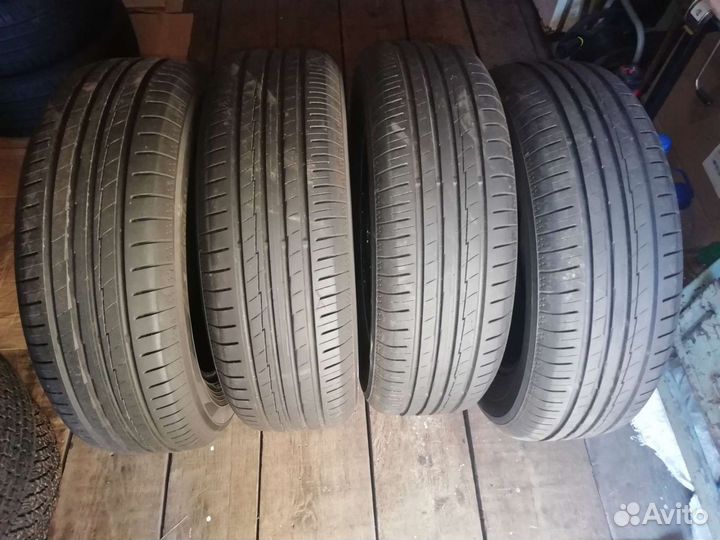 Yokohama BluEarth-A AE-50 215/65 R17 99V
