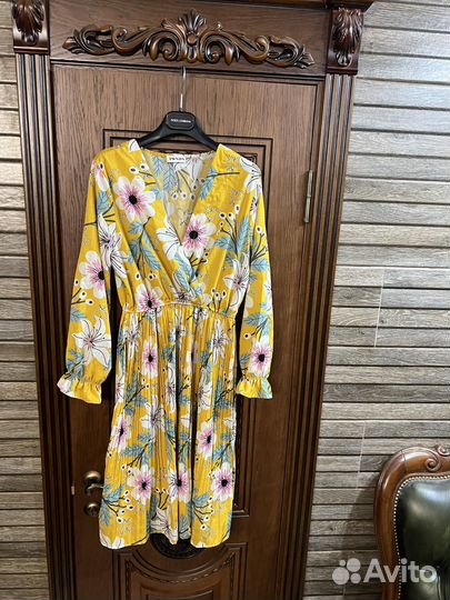 Платье женское prada 46 48