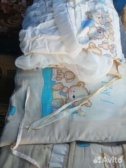 Бортики в кроватку