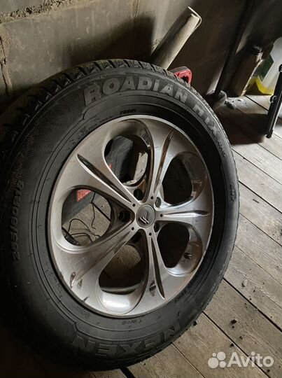 R18 Nexen Roadian HTX RH5 265/60, PCD 5x114.3 DIA 60