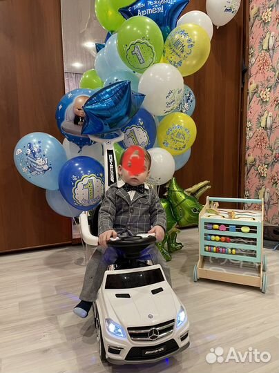 Костюм нарядный