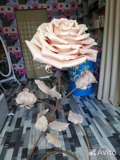 Торшер роза