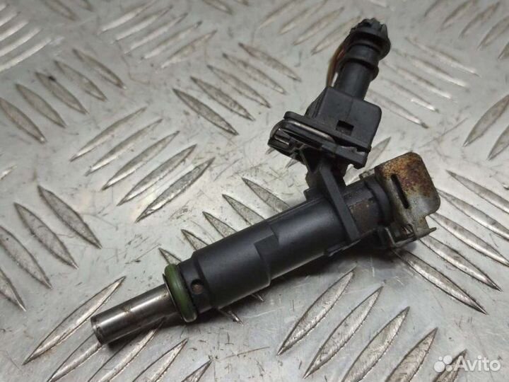 Форсунка Opel Astra H 1.8 2007