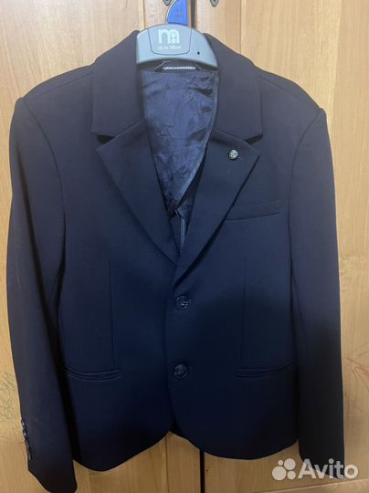 Пиджак на мальчика 134р