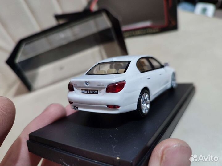 Бмв 5 серии E60 1/43