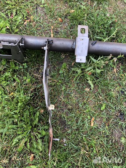 Подторпедная балка Renault Logan 1