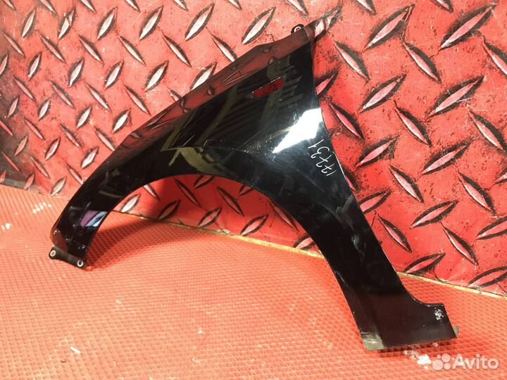 Крыло переднее левое Hyundai Solaris 2