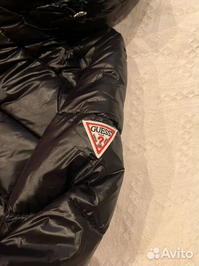 Пуховик guess новый оригинал